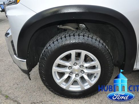 Used 2020 Chevrolet Silverado 1500 LT w/ Texas Edition image 9