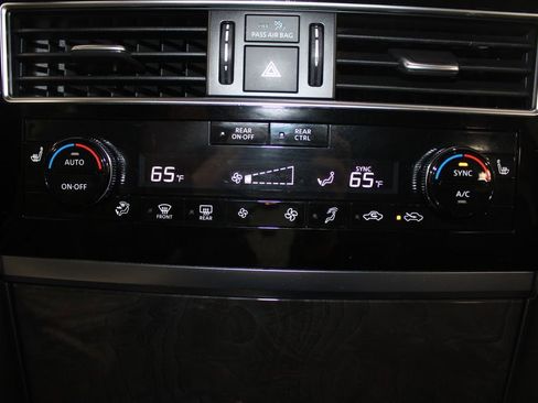 Used 2024 INFINITI QX80 Luxe image 34