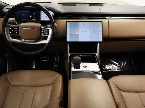 Used 2024 Land Rover Range Rover Autobiography AWD/4WD image 12