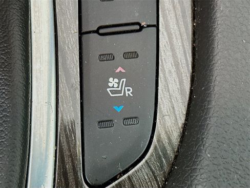 Used 2013 Kia Optima SX w/ Chrome Limited Pkg image 21