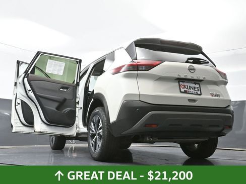 Used 2023 Nissan Rogue SV AWD/4WD image 79