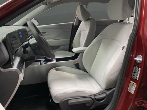 New 2026 Hyundai Kona SE image 4