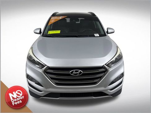 Used 2017 Hyundai Tucson Limited w/ Limited Ultimate Package 03 FWD image 9