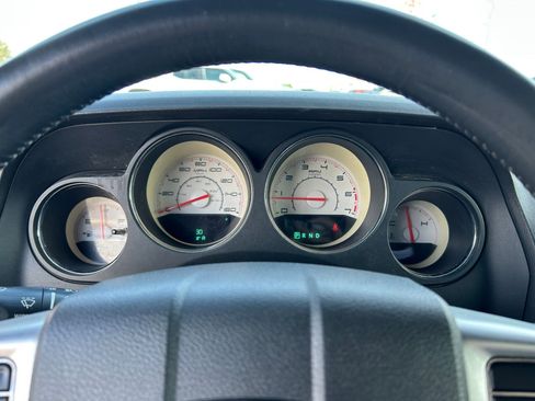 Used 2011 Dodge Challenger R/T RWD image 16