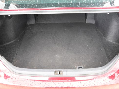 Used 2018 Toyota Camry XLE image 36