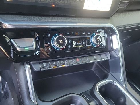 Used 2025 GMC Sierra 3500 Denali w/ Denali Reserve Package image 24