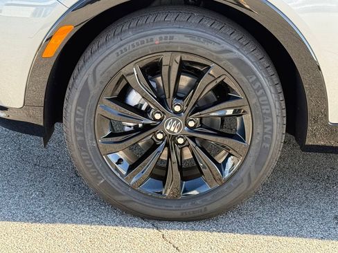 New 2026 Buick Envista Sport Touring image 8