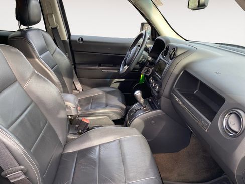 Used 2015 Jeep Patriot Limited w/ Sun/Sound Group image 19