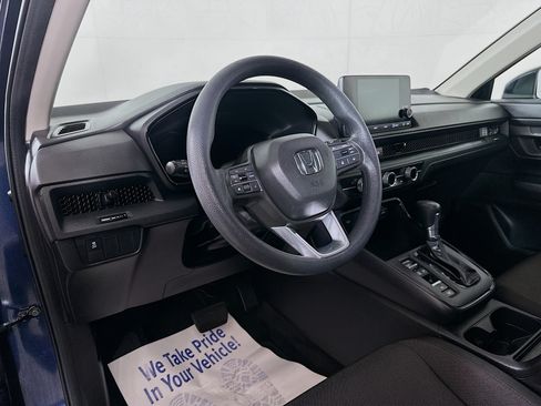 Used 2023 Honda CR-V LX image 9