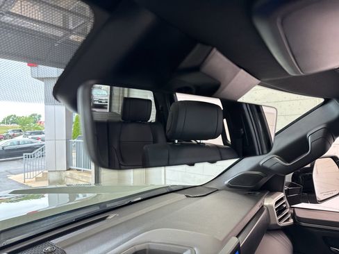 Used 2025 Toyota Tundra Platinum AWD/4WD image 37
