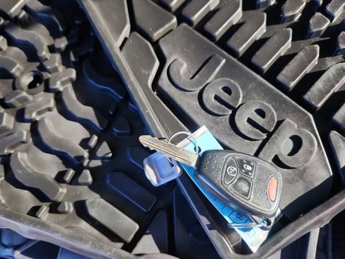 Used 2012 Jeep Wrangler Unlimited Rubicon w/ Dual Top Group image 45