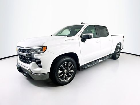 Used 2022 Chevrolet Silverado 1500 LT image 3