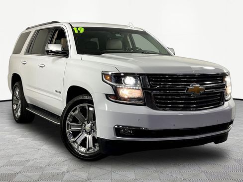 Used 2019 Chevrolet Tahoe Premier AWD/4WD image 3