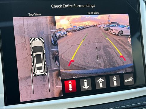 New 2026 Chrysler Pacifica Limited image 22