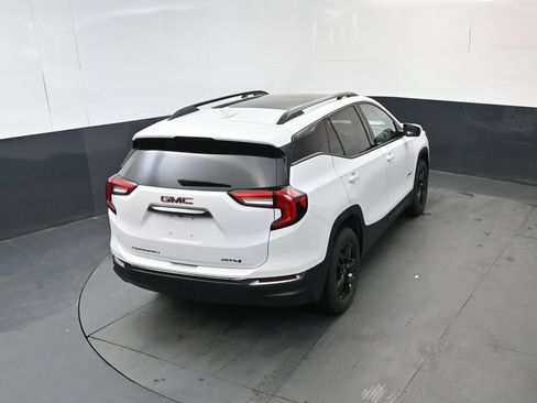 Used 2023 GMC Terrain AT4 AWD/4WD image 32