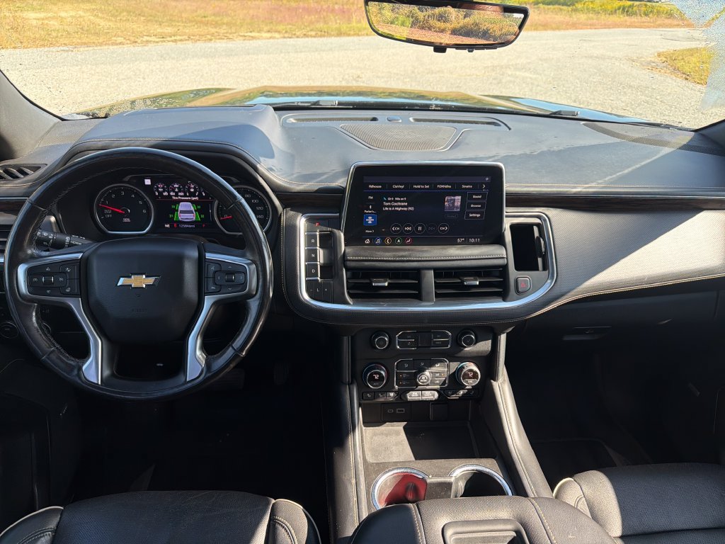 Used 2021 Chevrolet Suburban Premier AWD/4WD image 13