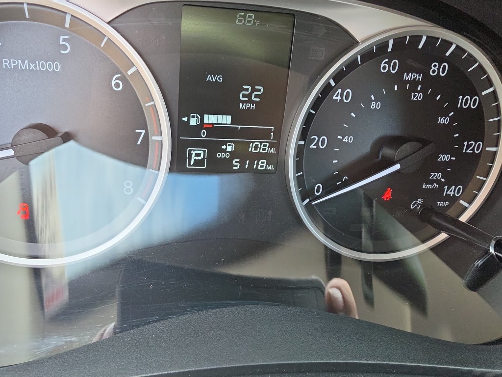 Used 2025 Nissan Versa S w/ Trunk Package FWD image 18