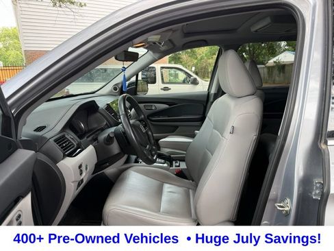 Used 2019 Honda Pilot Touring image 6