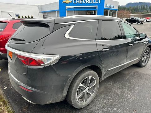 Used 2022 Buick Enclave Essence w/ Experience Buick Package image 4