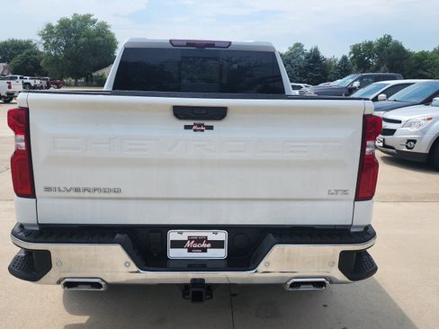 Certified 2026 Chevrolet Silverado 1500 LTZ w/ LTZ Premium Package AWD/4WD image 5
