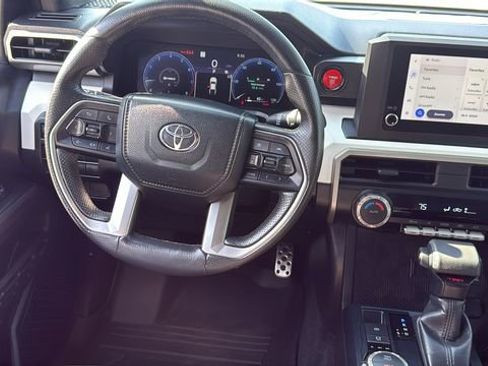 Used 2024 Toyota Tacoma 4x4 Double Cab image 29
