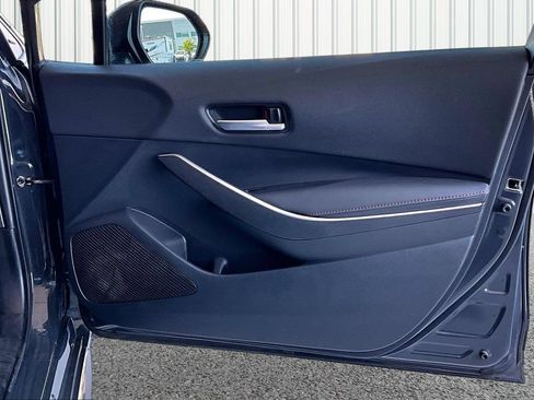 Used 2024 Toyota Corolla SE w/ SE Premium Package FWD image 19