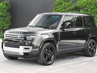 Used 2021 Land Rover Defender 110 SE video 1