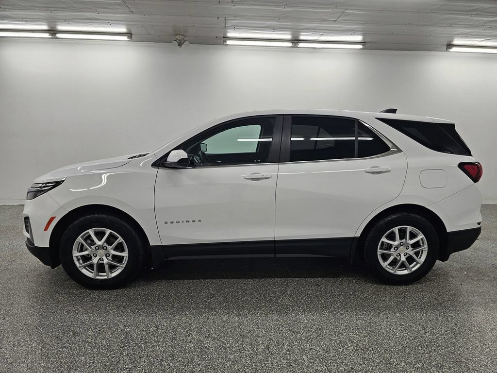Used 2024 Chevrolet Equinox LT w/ LPO, Floor Liner Package AWD/4WD image 8