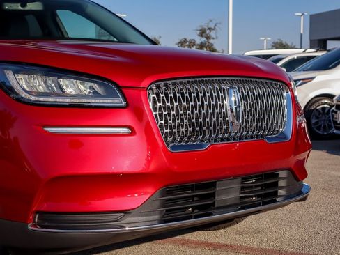 Used 2022 Lincoln Corsair FWD image 3