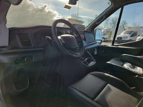 New 2026 Ford Transit 250 148 Medium Roof image 21