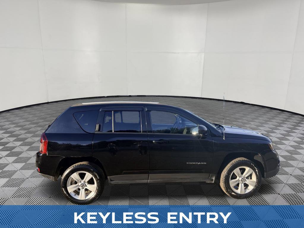 Used 2016 Jeep Compass Sport w/ Power Value Group AWD/4WD image 9