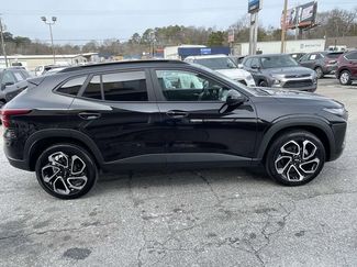 Certified 2025 Chevrolet Trax RS w/ Sunroof Package video 2