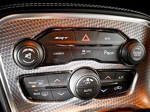 Used 2015 Dodge Challenger SRT Hellcat image 35