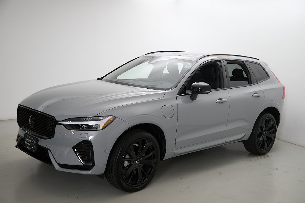 Certified 2026 Volvo XC60 T8 Ultra AWD/4WD image 6