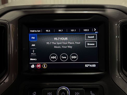 Used 2022 GMC Sierra 2500 Pro w/ Fleet Convenience Package RWD image 4