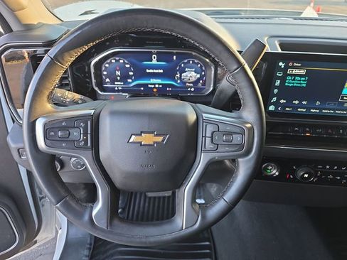 Certified 2024 Chevrolet Silverado 1500 LT AWD/4WD image 16