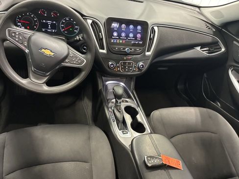 Used 2024 Chevrolet Malibu LT FWD image 32