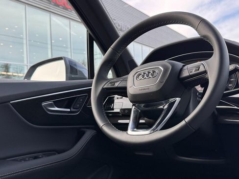 Used 2026 Audi Q7 3.0T Premium Plus AWD/4WD image 9