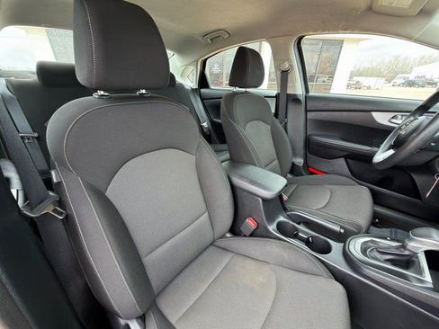 Used 2024 Kia Forte LXS image 25