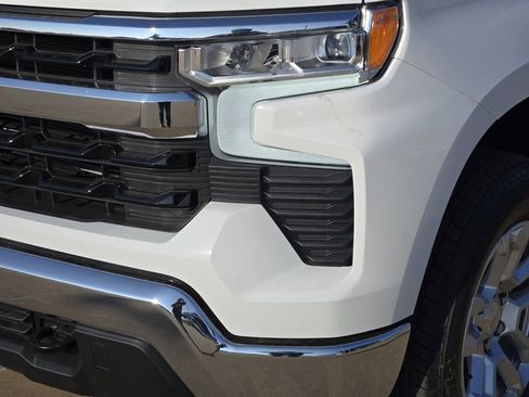 New 2026 Chevrolet Silverado 1500 LT w/ Convenience Package II AWD/4WD image 38