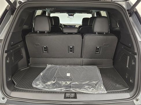 New 2026 GMC Acadia Elevation w/ Black Edition image 9