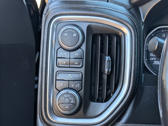 Used 2019 GMC Sierra 1500 SLE w/ SLE Value Package AWD/4WD image 21