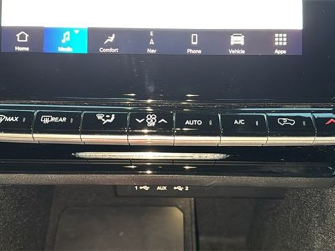 Used 2022 Jeep Wagoneer Series III w/ Convenience Group I image 18