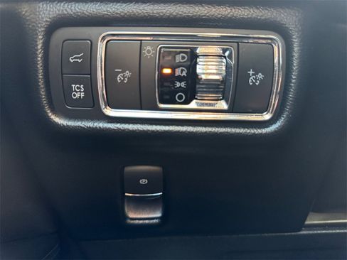 Used 2021 Lincoln Nautilus Reserve w/ Equipment Group 201A image 23