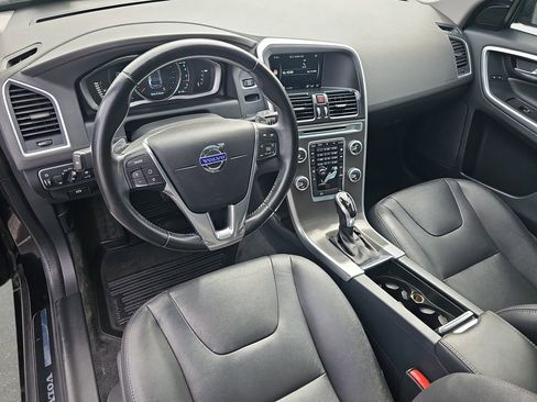 Used 2015 Volvo XC60 T6 AWD/4WD image 18