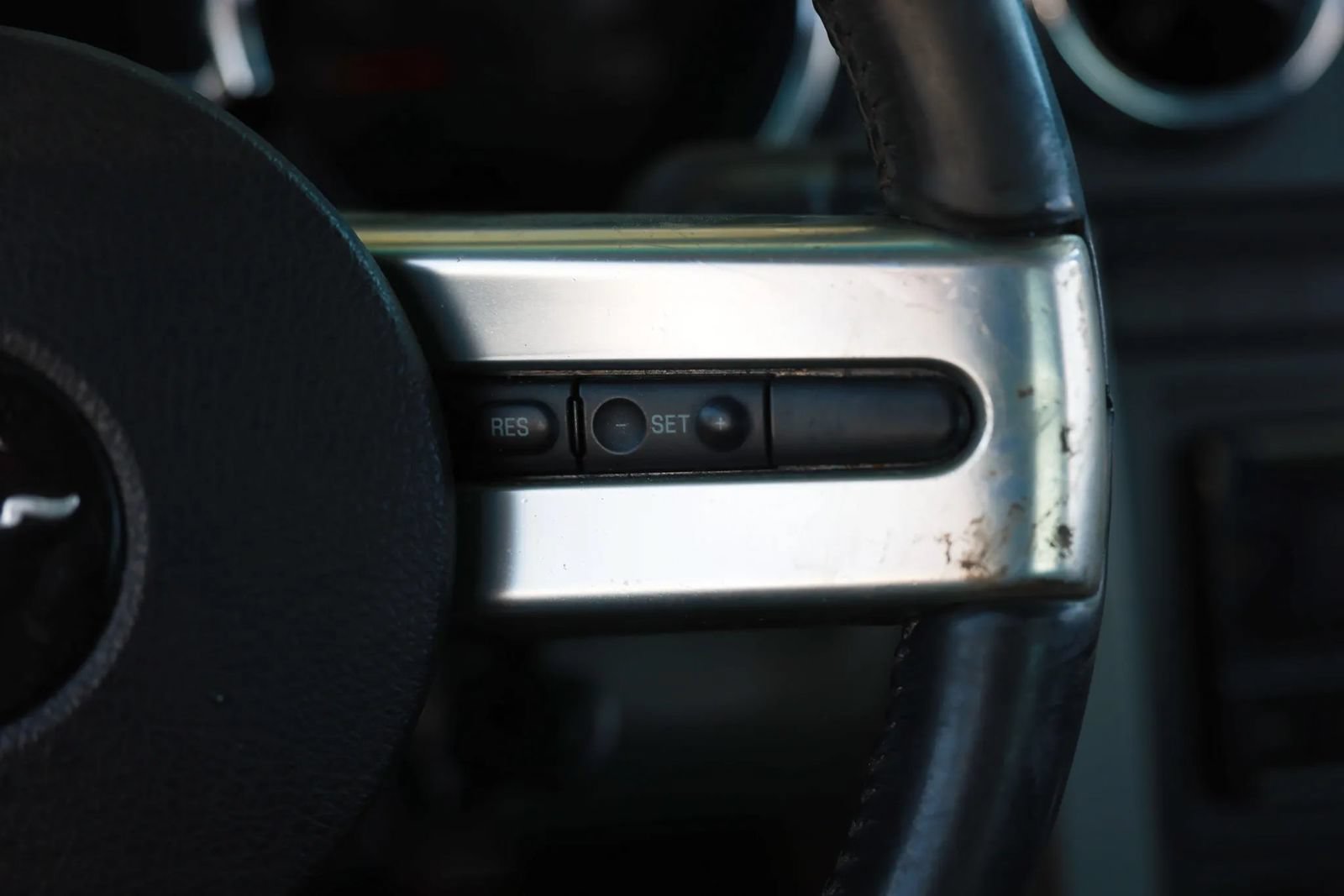 Used 2008 Ford Mustang Coupe RWD image 25