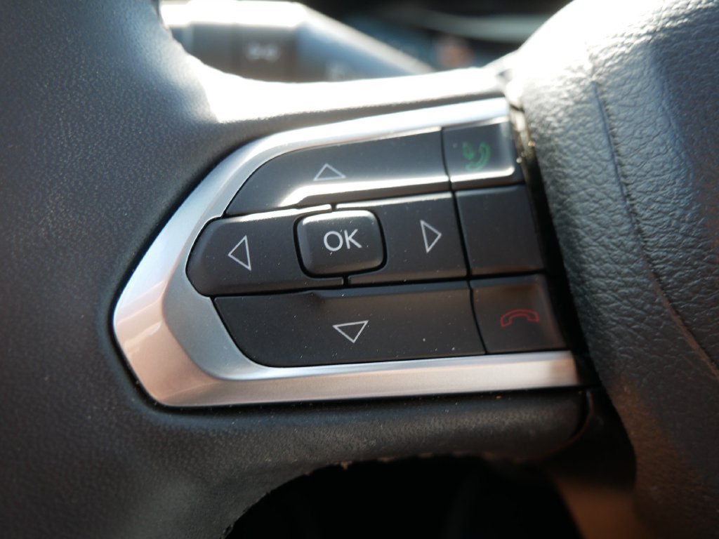 Used 2023 Jeep Compass Limited w/ Sun and Sound Group AWD/4WD image 26
