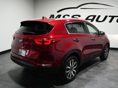 Used 2017 Kia Sportage EX image 10