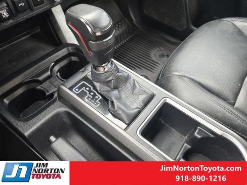 Used 2021 Toyota Tacoma TRD Off-Road w/ TRD Premium Off Road Package AWD/4WD image 22
