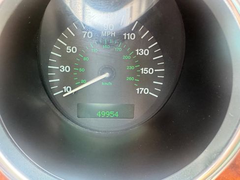 Used 2003 Jaguar XK8 Convertible image 17